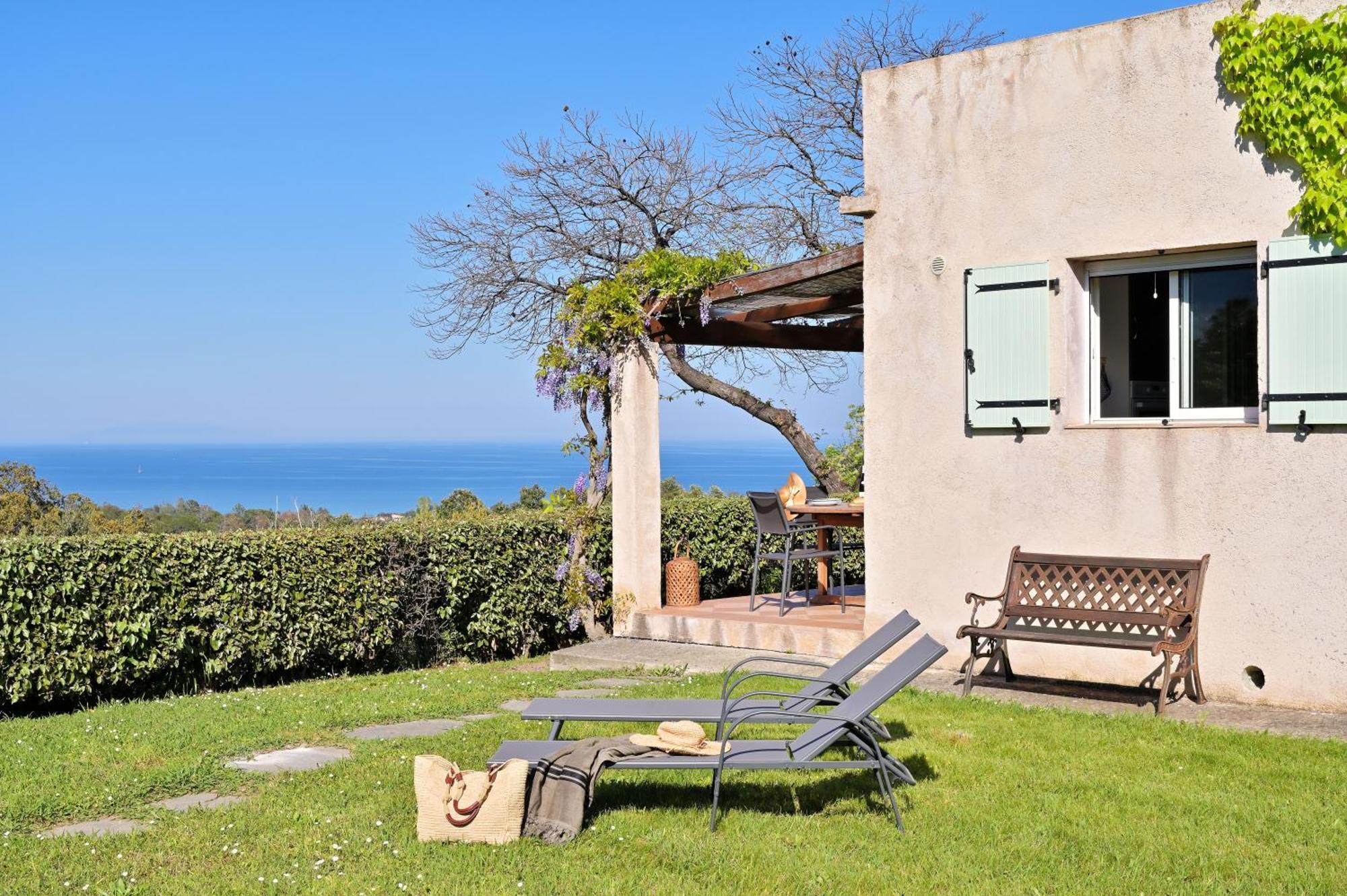 Villa vue mer dans nature protégée, plage à 1,5 km Cervione Exterior foto